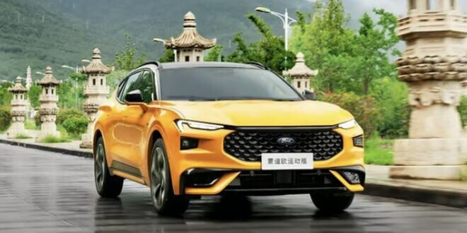 Ford Evos Crossover vs Mondeo Sport Ford Evos Crossover vs Mondeo Sport